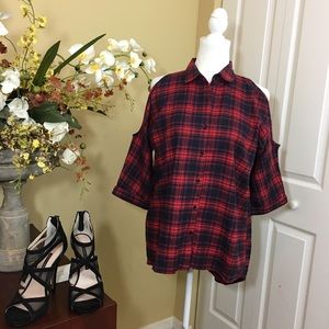 ROSSMORE PLAID BUTTON‎ DOWN COLLAR LONG SLEEVE SHOULDER CUT TOP, SIZE L (…